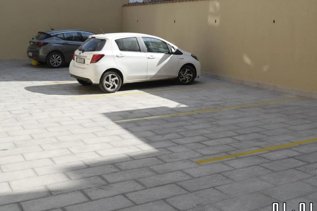 Simply The Best - Apartment And Parking Space By Balsamotto Palermo Exterior foto